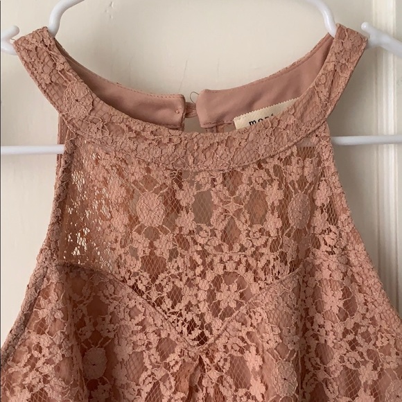 Top - Picture 2 of 3